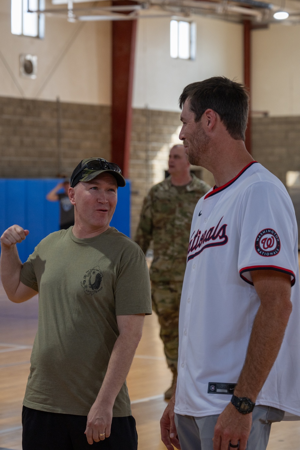 Airmen and Soldiers meet with the Washington Nationals