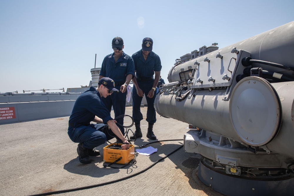USS McCain Conducts Routine Operations in Arabian Gulf