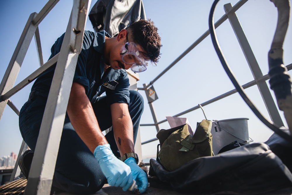 USS McCain Conducts Routine Operations in Arabian Gulf