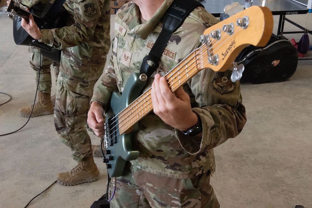 AFCENT band spreads morale through music