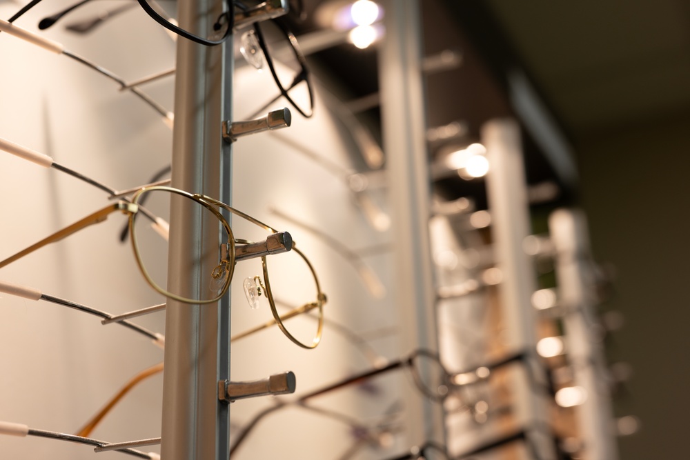 Optometry Airmen care for Team Minot in the blink of an eye