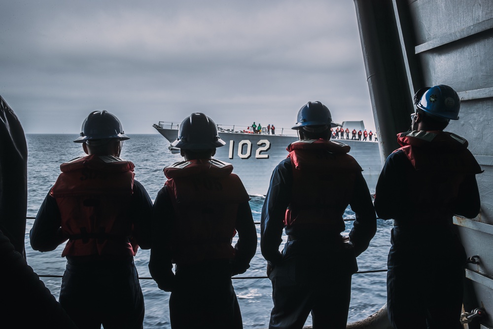 George Washington conducts Replenishment at Sea