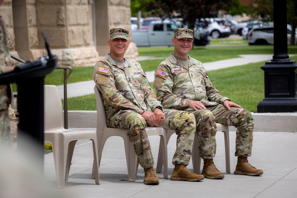 Brethren in Arms: Twins Exchange Command