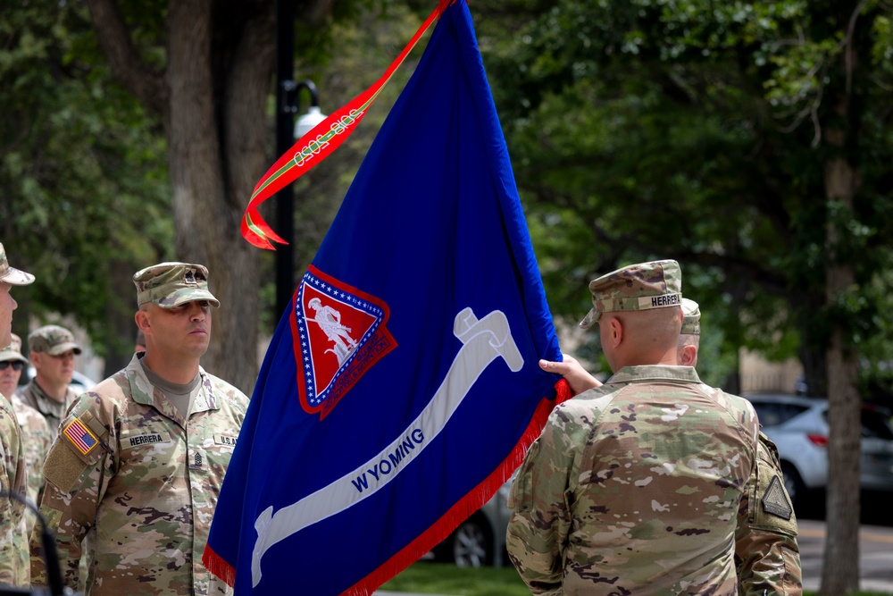 Brethren in Arms: Twins Exchange Command