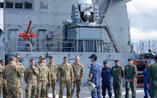 U.S. Army Soldiers visit JS Kunisaki at RIMPAC 2024