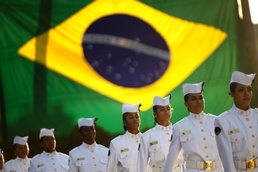 Historic Milestone: First Women Graduate from Brazilian Naval Infantry Basic Training