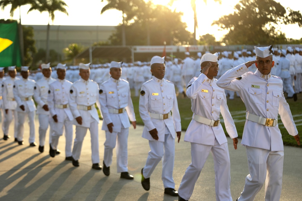 Historic Milestone: First Women Graduate from Brazilian Naval Infantry Basic Training