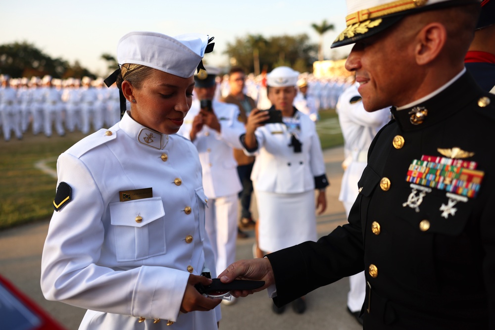 Historic Milestone: First Women Graduate from Brazilian Naval Infantry Basic Training