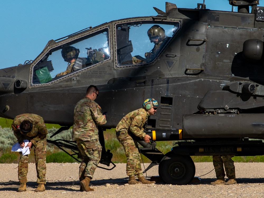 DVIDS - Images - 6-17 Air Cavalry Squadron in training on the AGM-114 ...