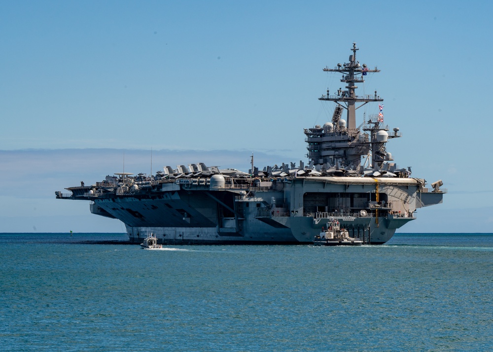 USS Carl Vinson (CVN 70) departs Joint Base Pearl Harbor-Hickam, Hawaii