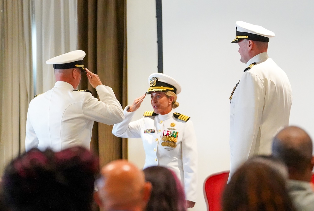 TSC Norfolk changes command