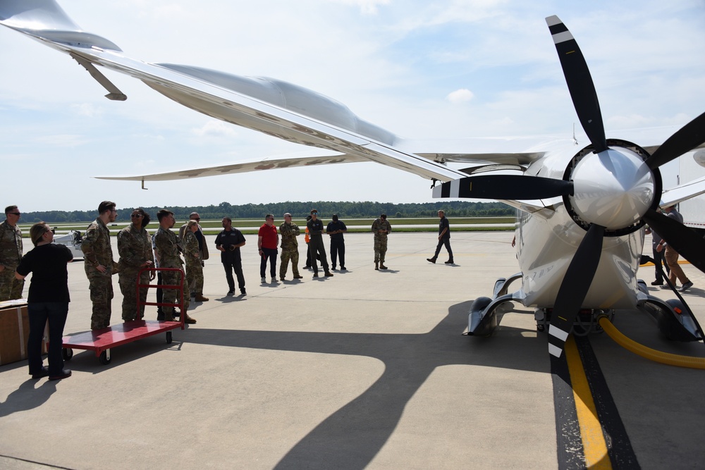 All-Electric Fixed-Wing Offloads Cargo at JB MDL