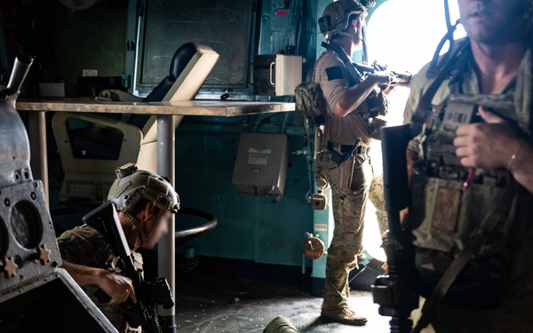 NSW Trains with Partner Forces during RIMPAC 2024