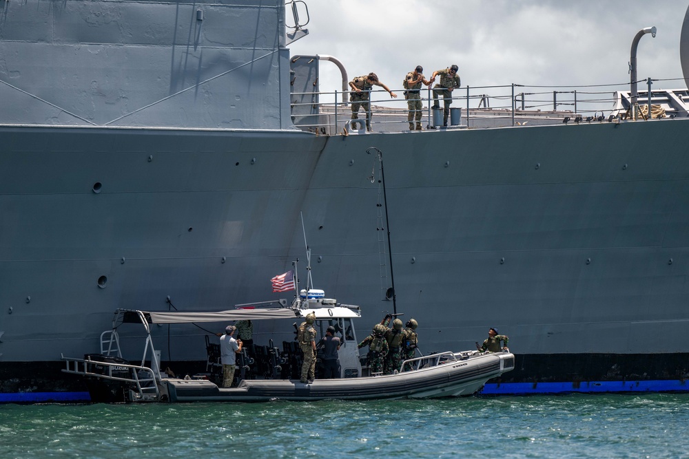 NSW Trains with Partner Forces during RIMPAC 2024