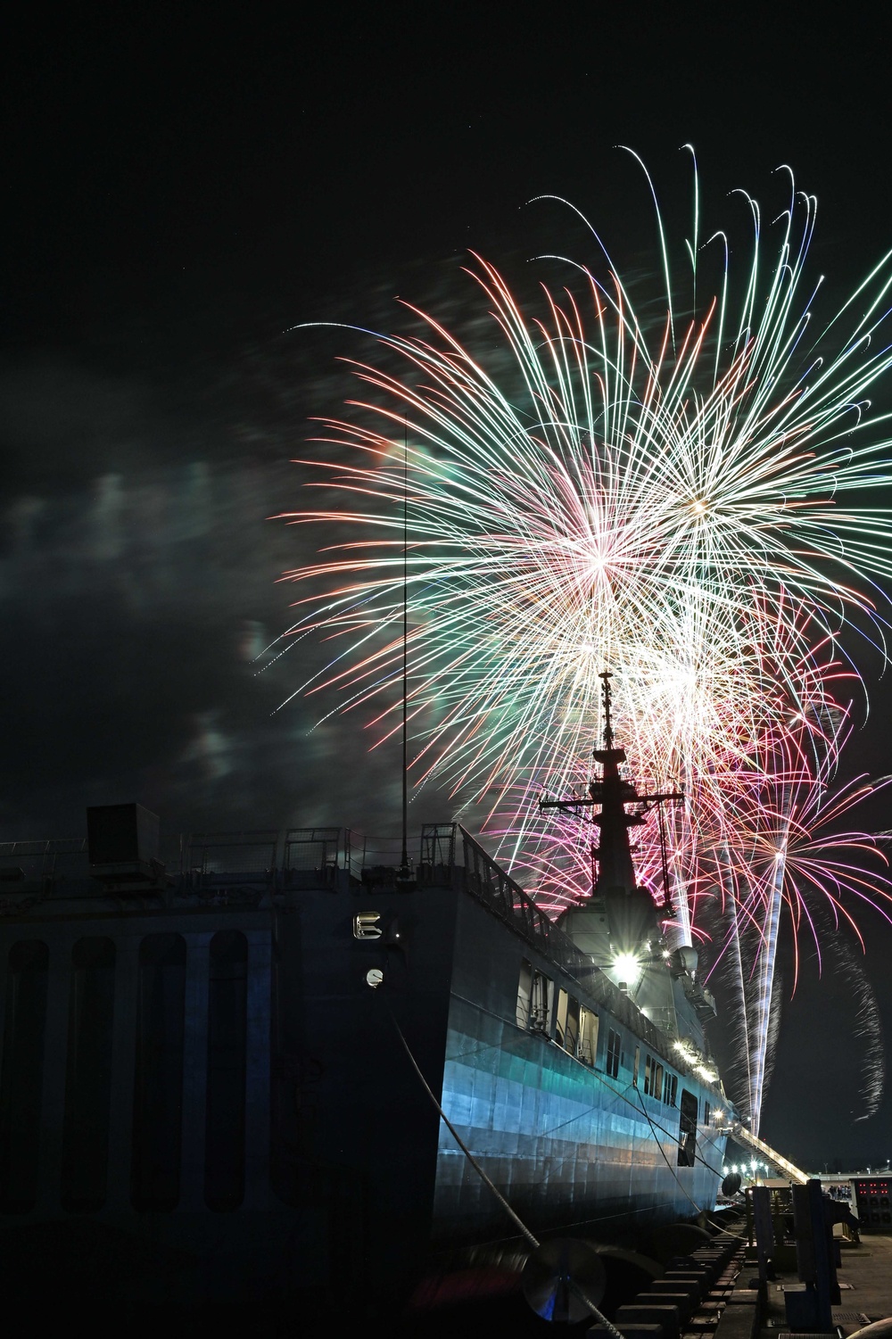 DVIDS Images Fireworks Display Over JS Kunisaki During RIMPAC 2024