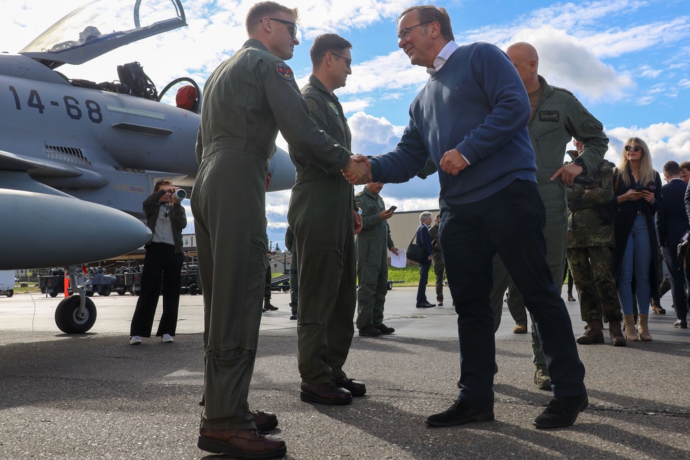 Arctic Defender | German Minister of Defence Tours Aircraft Static Display