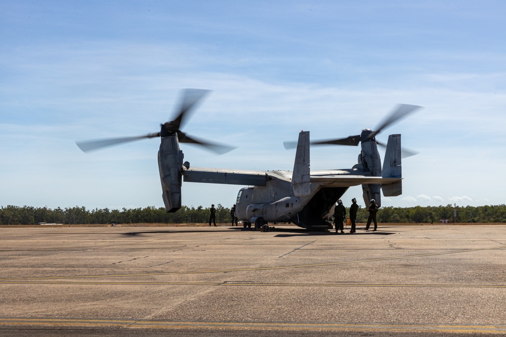 MRF-D 24.3: Marines rehearse air delivery from MV-22B Osprey