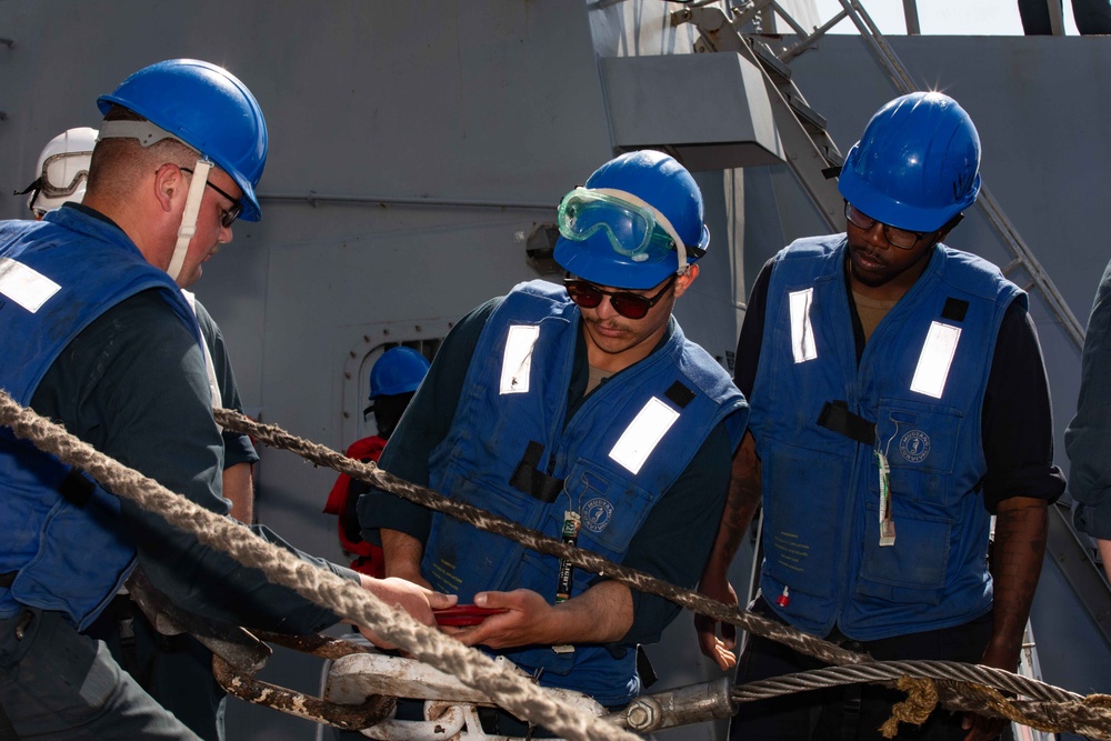 USS Paul Ignatius (DDG 117) RAS With USNS Patuxent