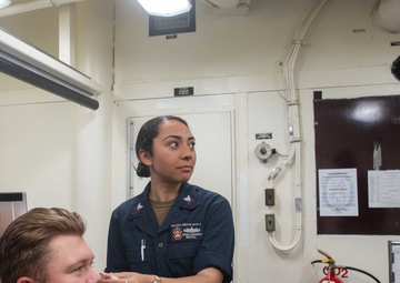 USS Paul Ignatius (DDG 117) Conducts TCCC Training
