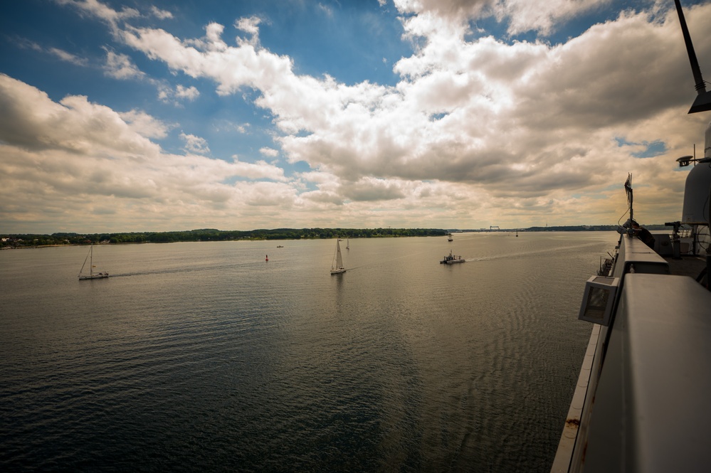 USS New York Departs Kiel, Germany