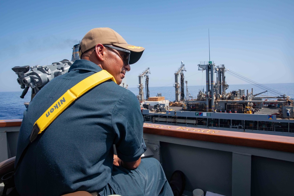 USS Paul Ignatius (DDG 117) Conducts RAS with Replenishment Oiler USNS Patuxent