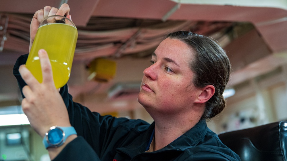 USS New York Replenishment At Sea