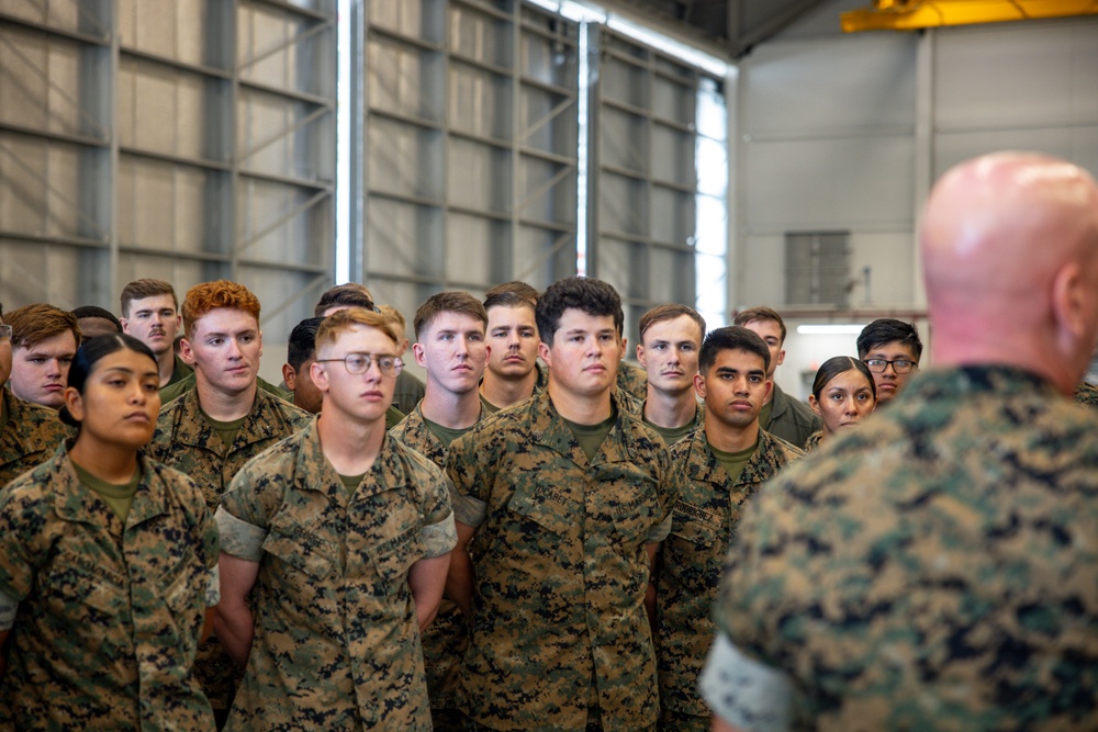 Marine Medium Tiltrotor Squadron (VMM) 162 receives the II MEF &quot;Chesty&quot; Puller Award