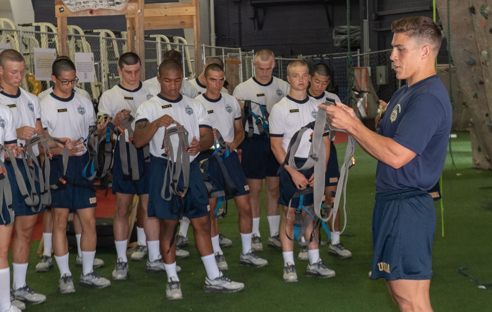 DVIDS - Images - 2024 U.S. Naval Academy Plebe Summer [Image 7 of 10]