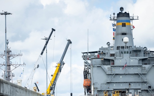 USNS Kanawha (T-AO 196) Returns to Naval Station Norfolk