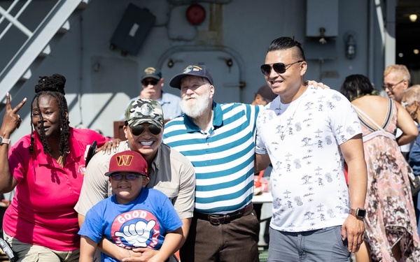USNS Kanawha (T-AO 196) Returns to Naval Station Norfolk