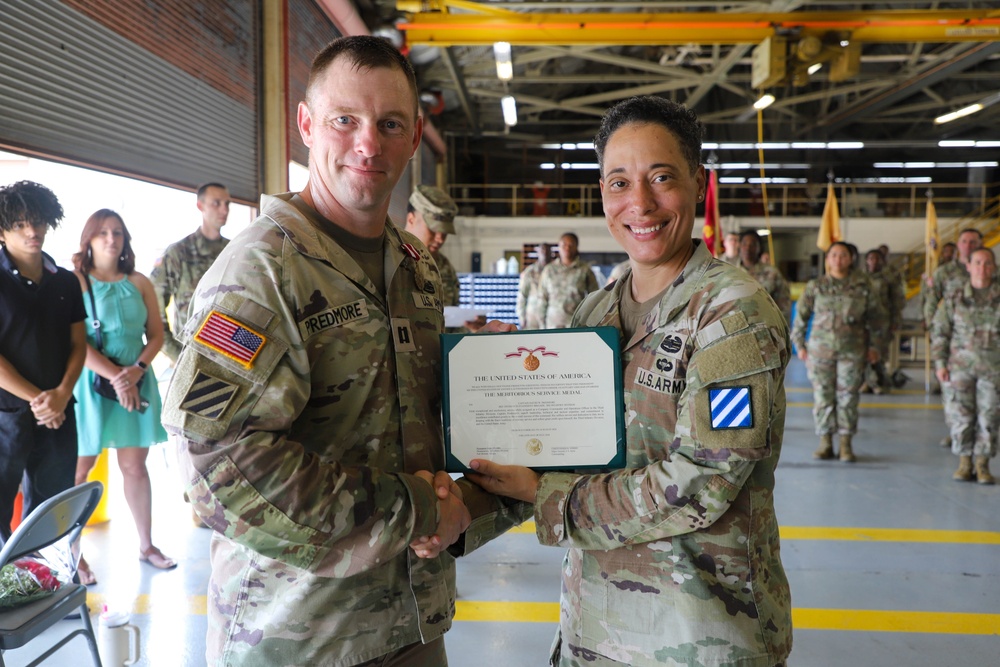 Sustainment Soldiers Host Change of Command