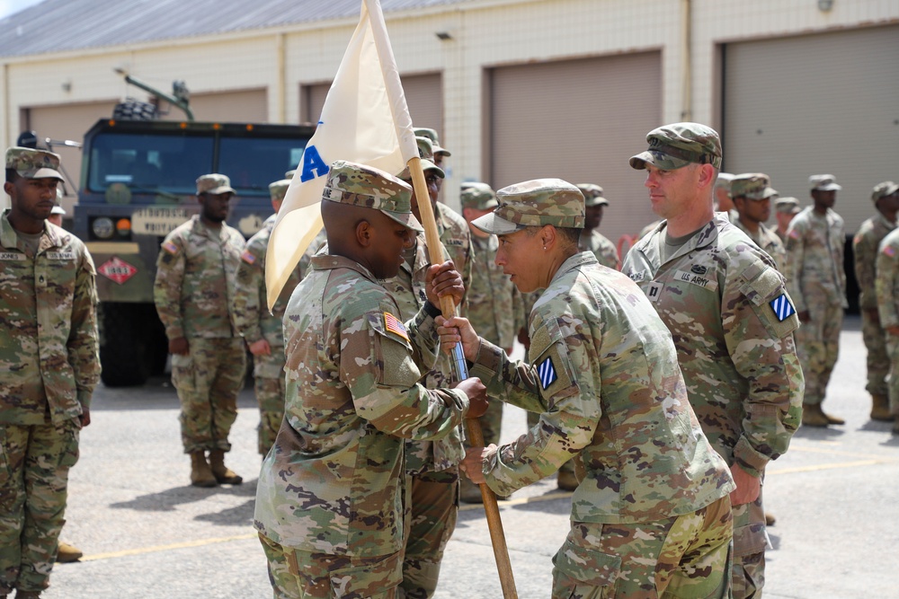 Sustainment Soldiers Host Change of Command