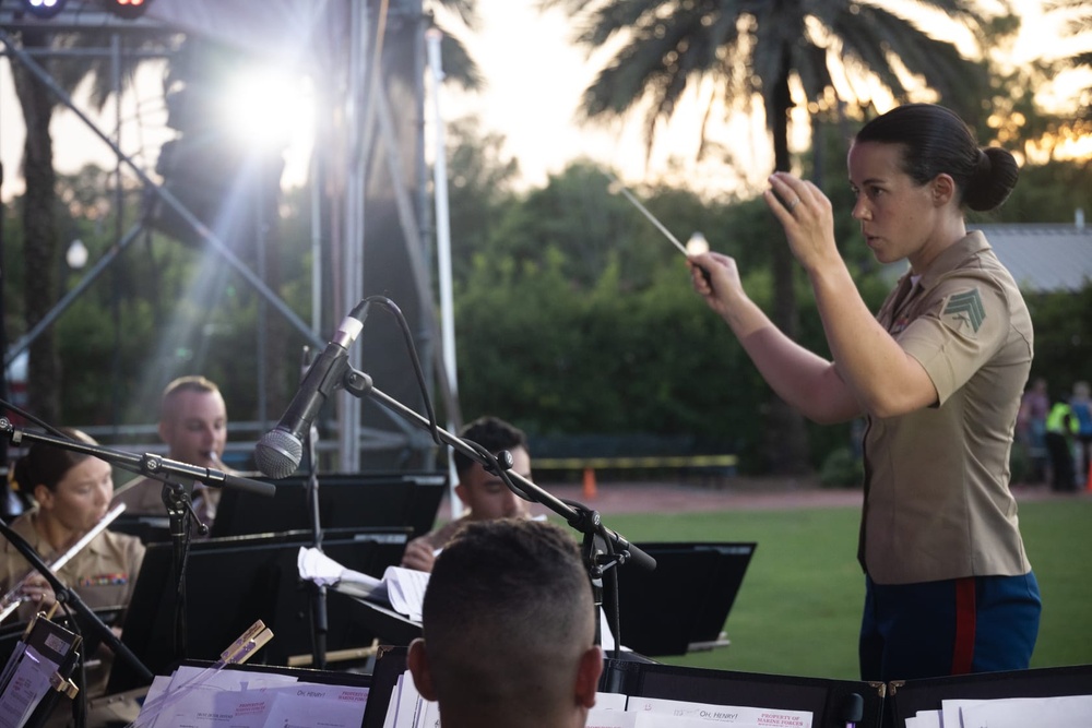 Marine Forces Reserve Band perform at Independence Day celebration.