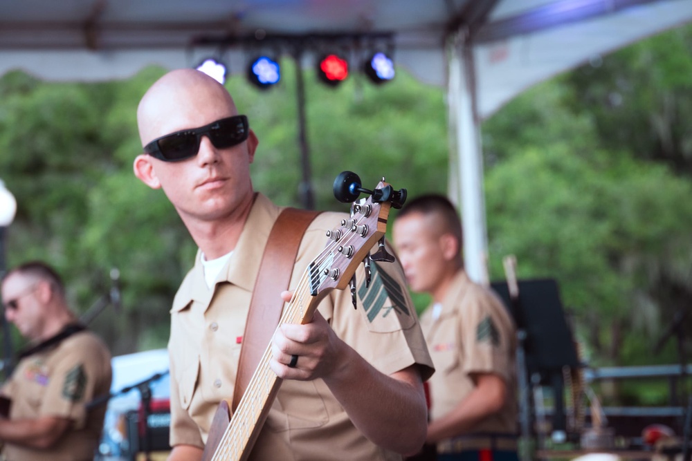 Marine Forces Reserve Band perform at Independence Day celebration.