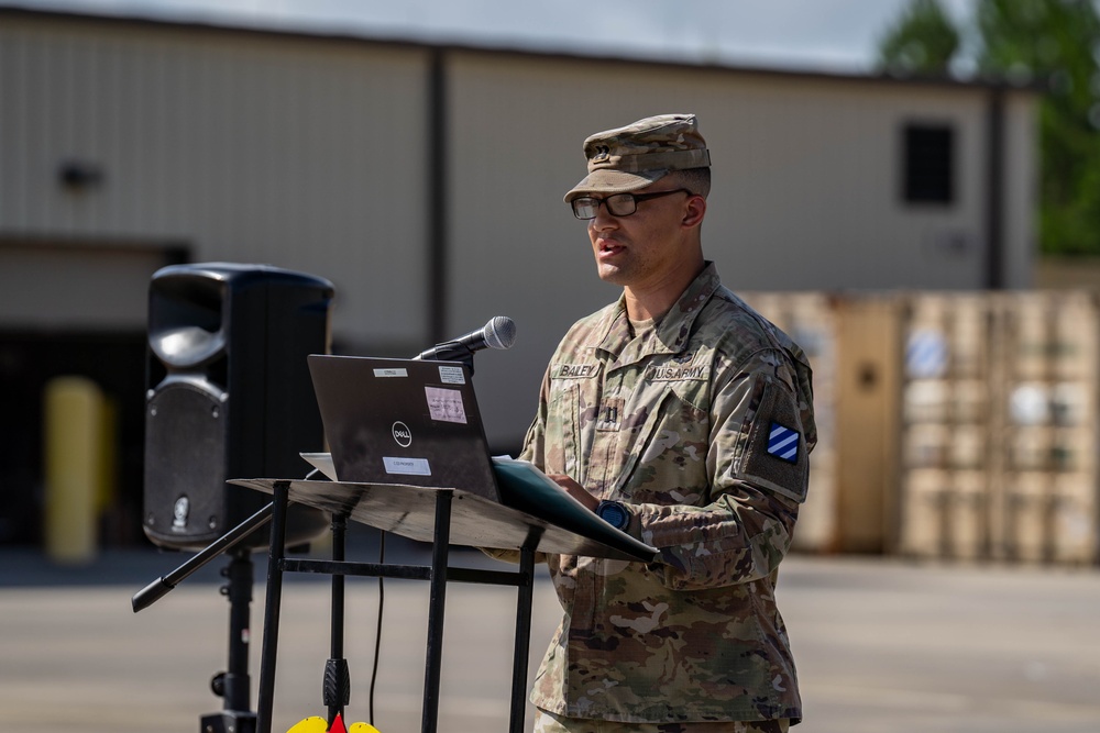 Sustainment Soldiers Host Company Change of Command