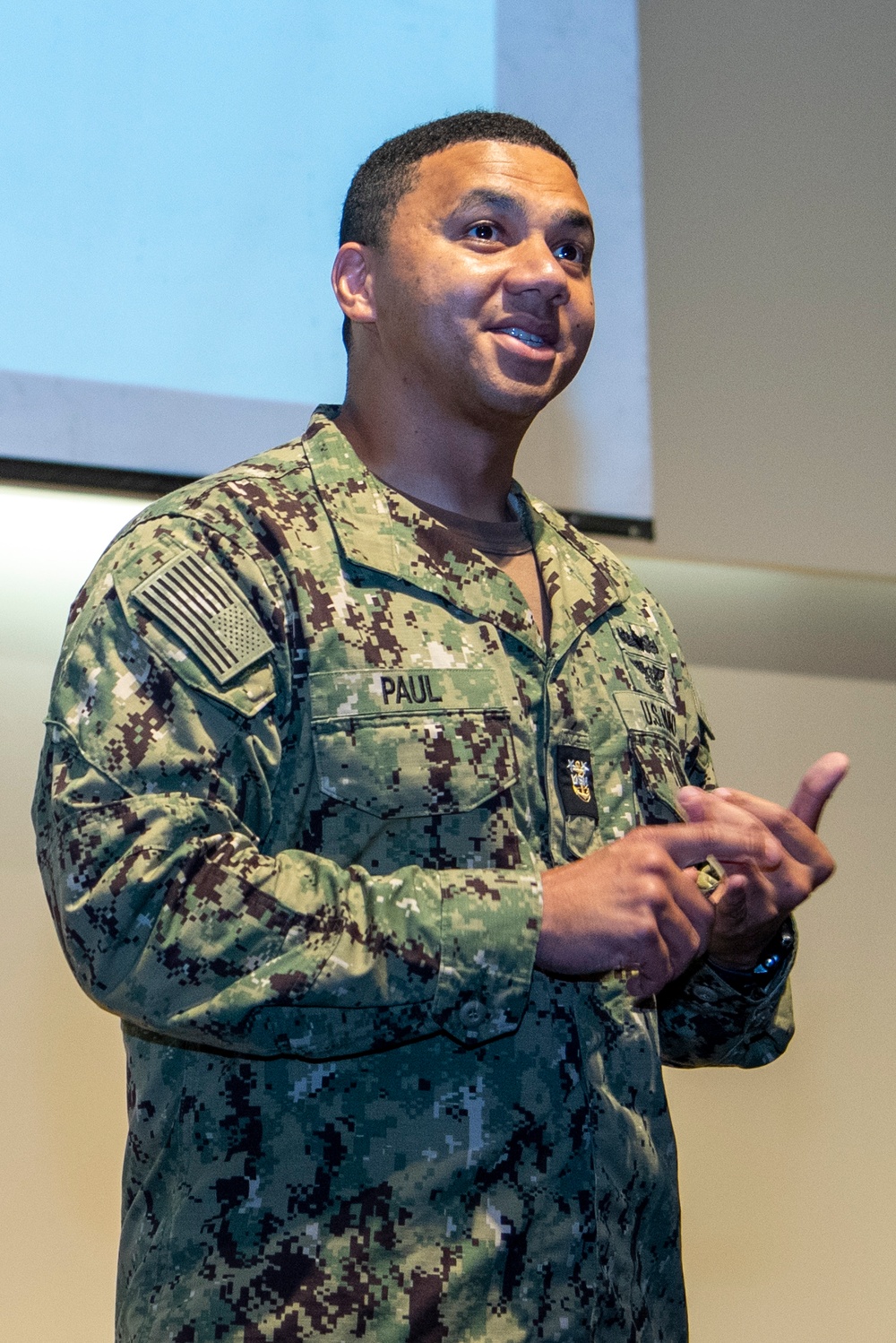 Walter Reed holds Director's Town Hall