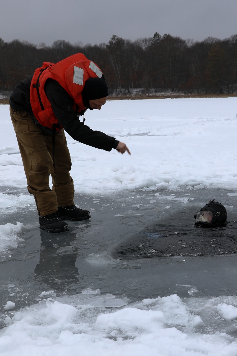 US Navy Divers Complete Ice Dives at Camp Ripley