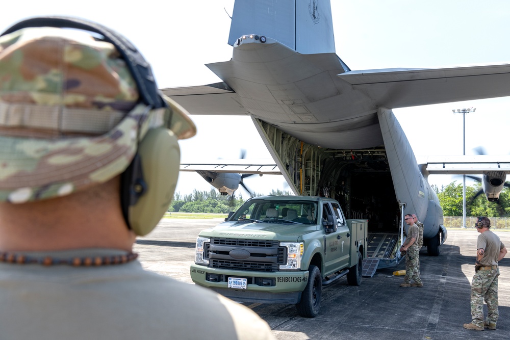 156th CRG trains with Texas ANG