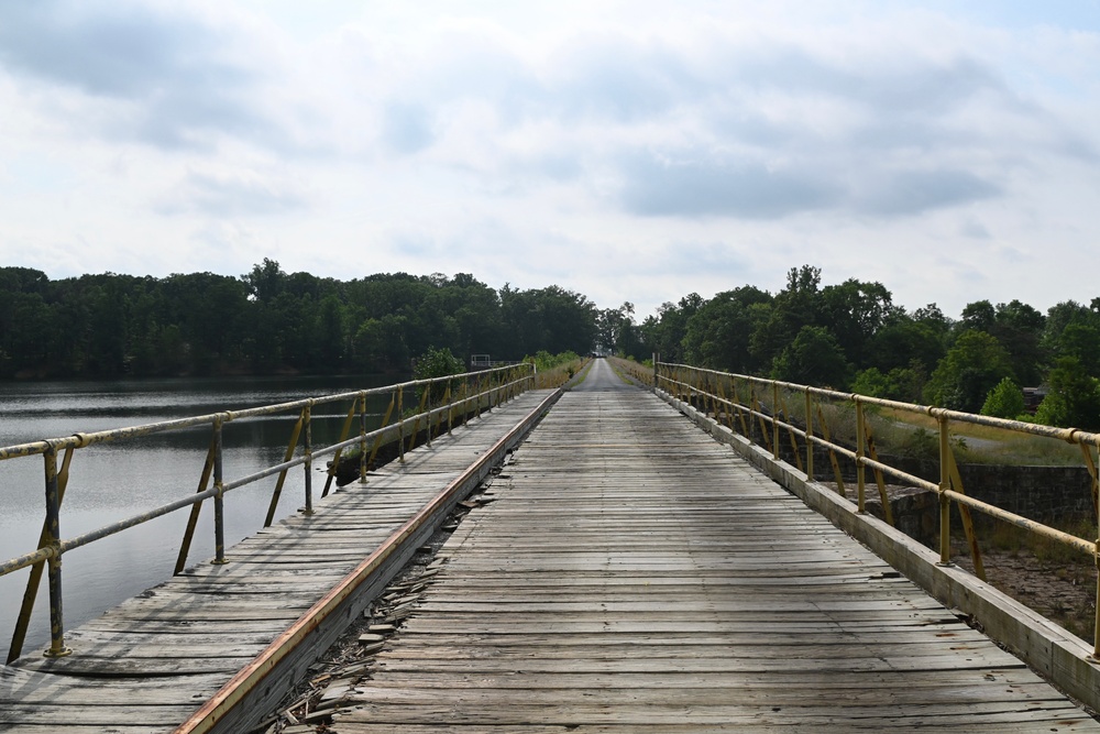Scenic view of Marquette Lake