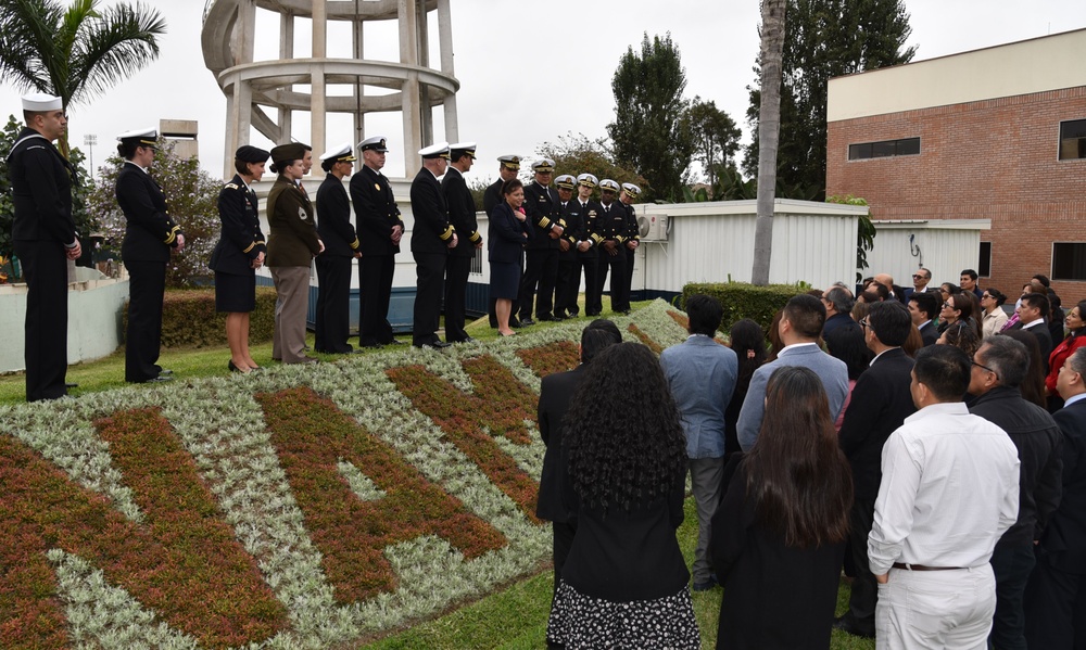 U.S. Ambassador to Peru Visits NAMRU SOUTH