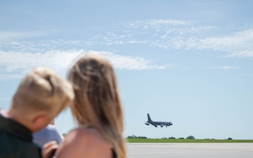 Touching the Sky: Mac Carr's Unforgettable Experience as a 190th Pilot for a Day!