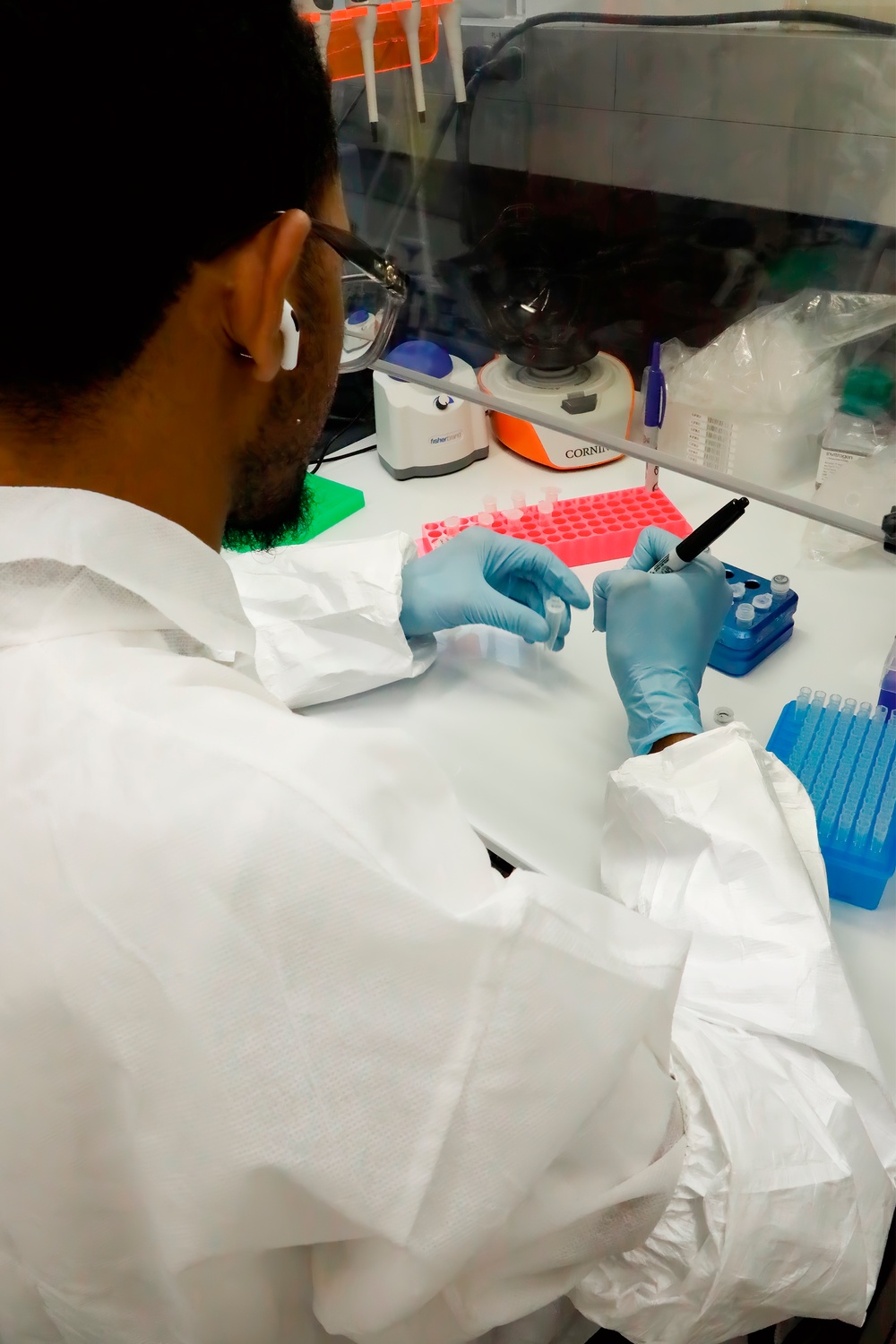 NMRC Summer Interns Contribute to Command Research