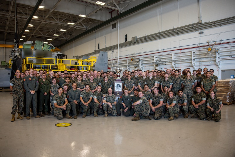 Marine Medium Tiltrotor Squadron (VMM) 162 receives the II MEF &quot;Chesty&quot; Puller Award