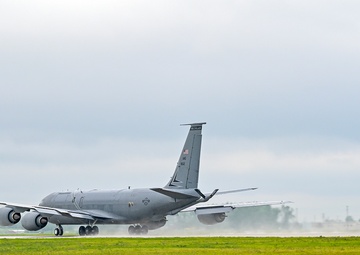 KC-135s head out for the summer