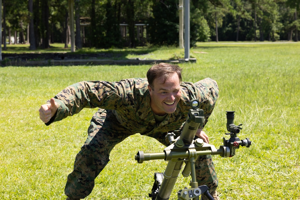 Marines with School of Infantry - East demonstrate the Mortar Gunner’s Examination