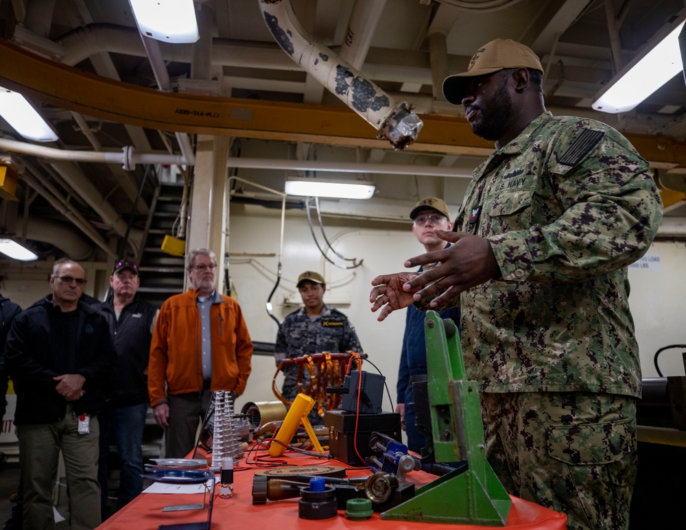 Emory S. Land Hosts Tour in Sydney