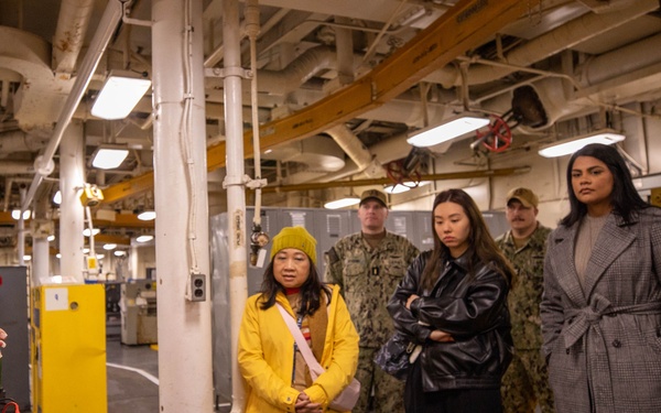 Emory S. Land Hosts Tour in Sydney