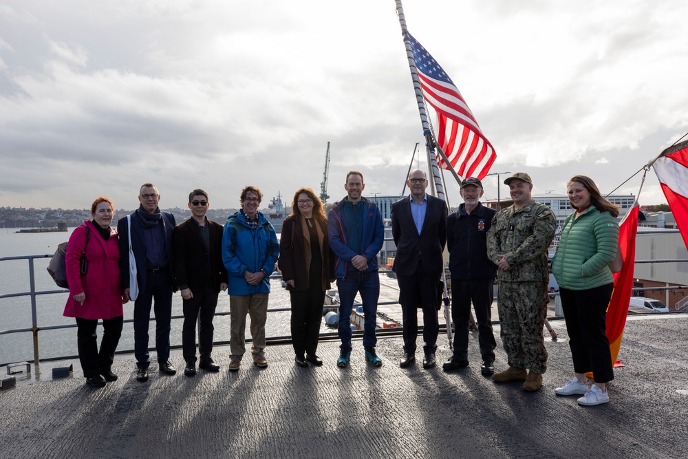 Emory S. Land Hosts Tour in Sydney