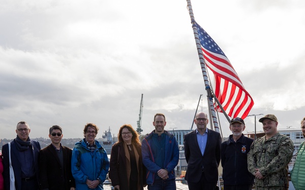 Emory S. Land Hosts Tour in Sydney