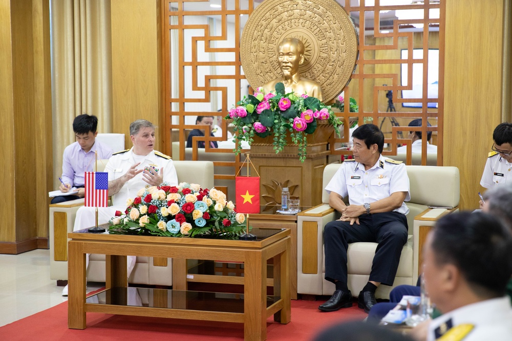 U.S. 7th Fleet Visits Vietnam